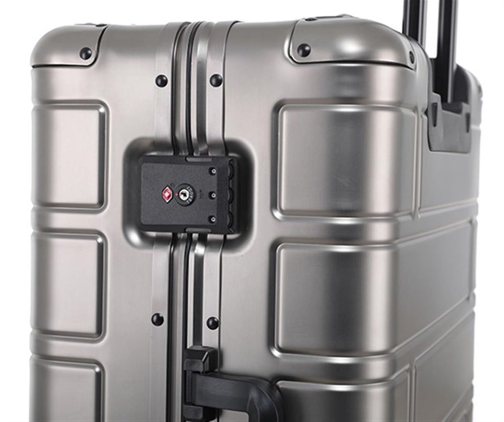 Hardshell Carry-On Suitcase with Silent Spinner Wheels