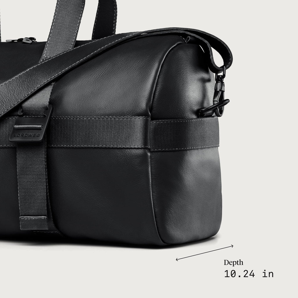 38L Leather Weekender Duffel Bag with Yoga Mat Straps